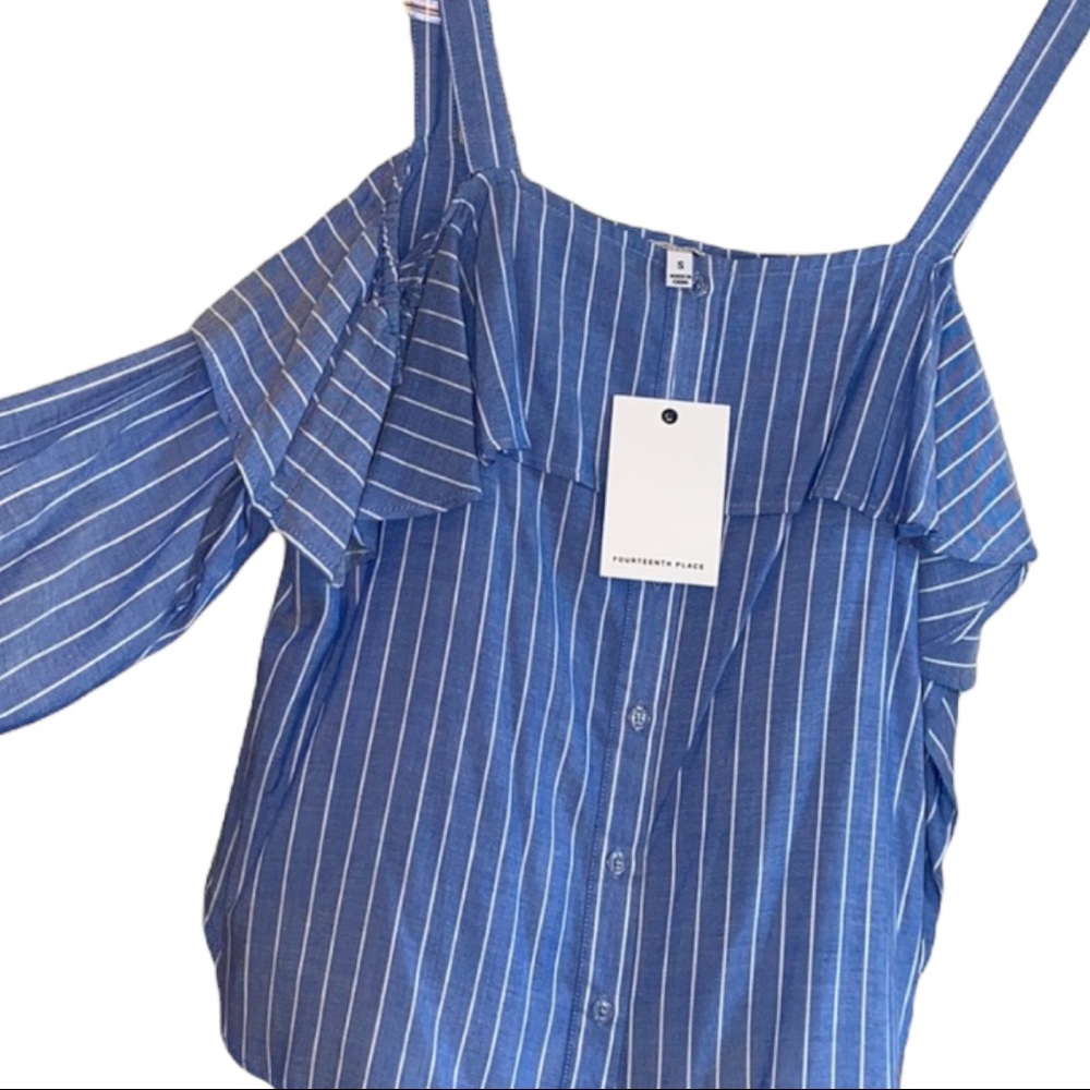 Fourteenth Place Cold Shoulder Seersucker Top NWT